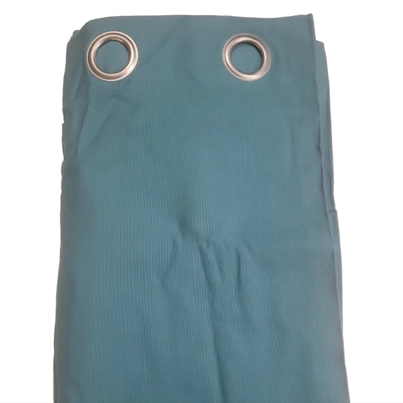 Curtain Panel - Picture 3 of 3